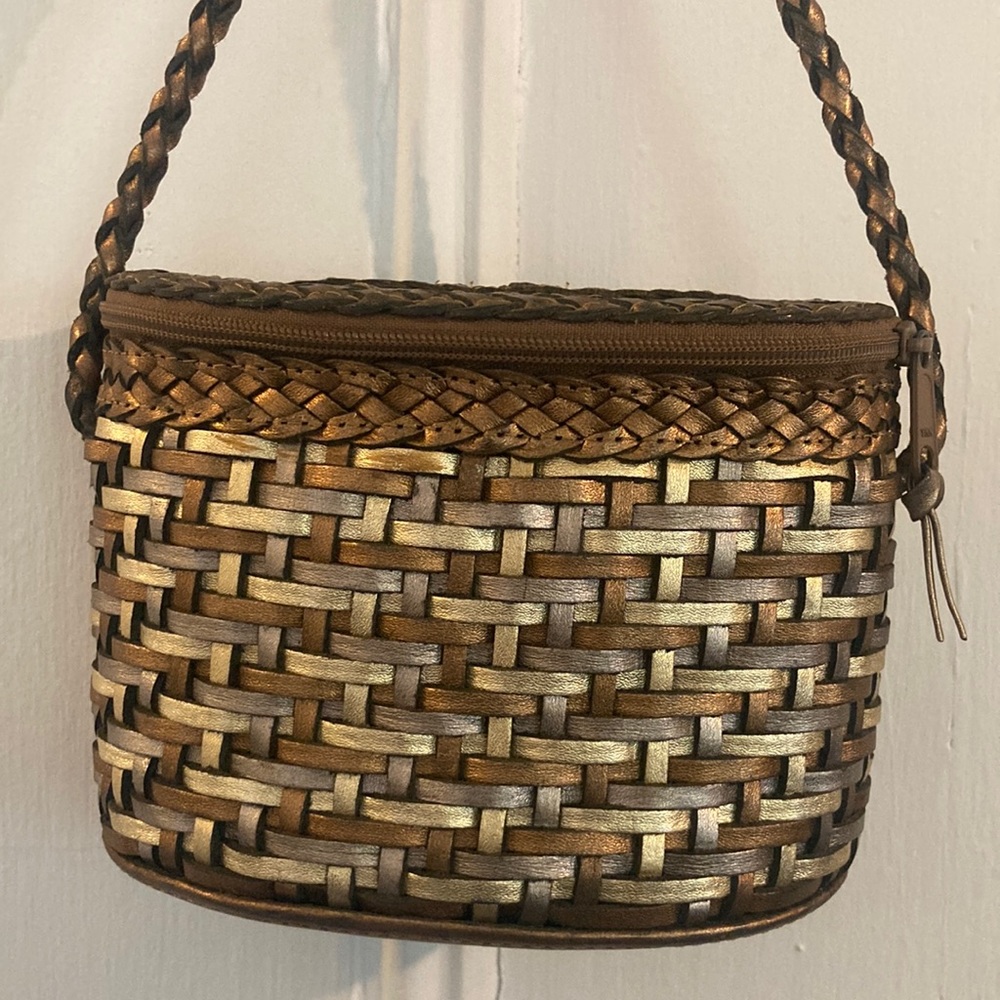 Braided leather bag